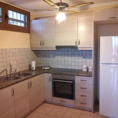 Sunrise Seaside Family Maisonette *