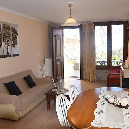 Sunrise Seaside Family Maisonette