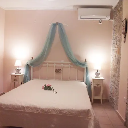 Sunrise Seaside Family Maisonette